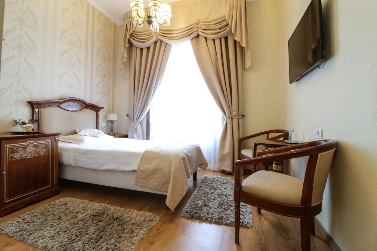 Astoria Grand Hotel Oradea Exterior photo