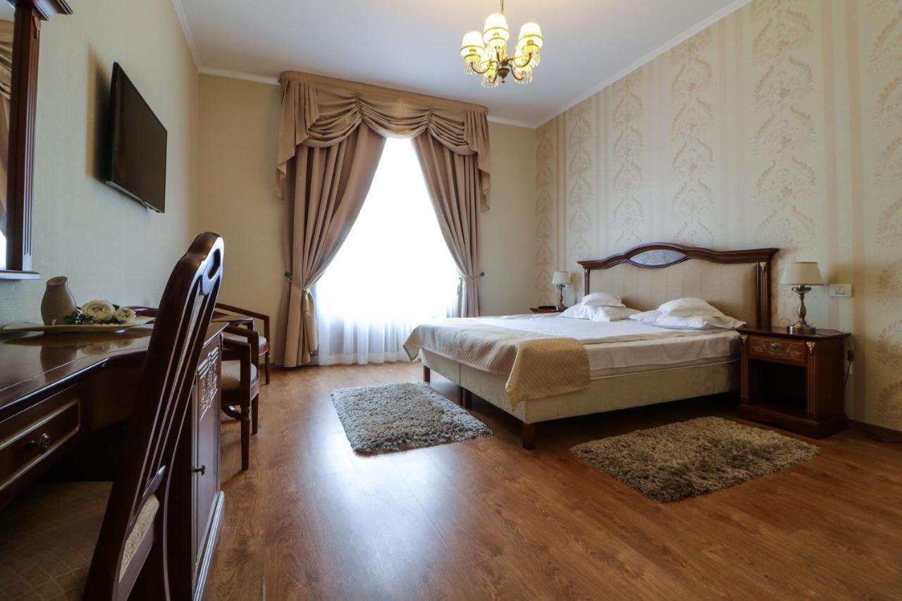 Astoria Grand Hotel Oradea Exterior photo