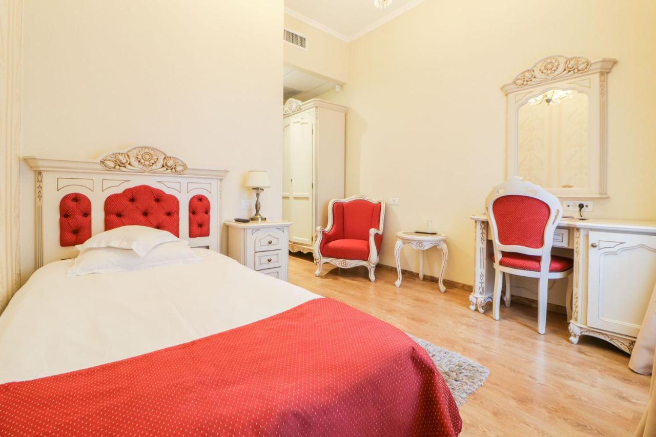 Astoria Grand Hotel Oradea Exterior photo