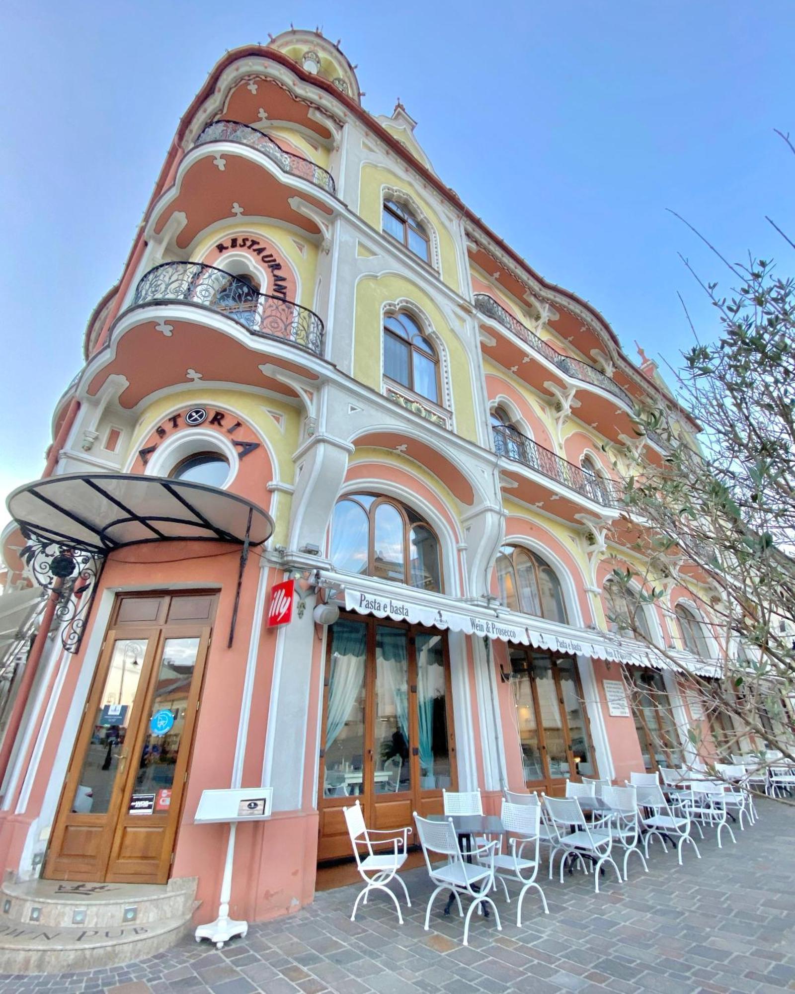 Astoria Grand Hotel Oradea Exterior photo